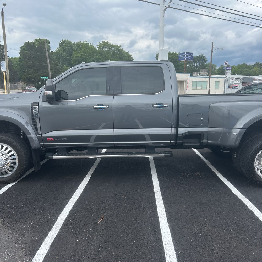 2024 Ford F-450 Super Duty Lariat