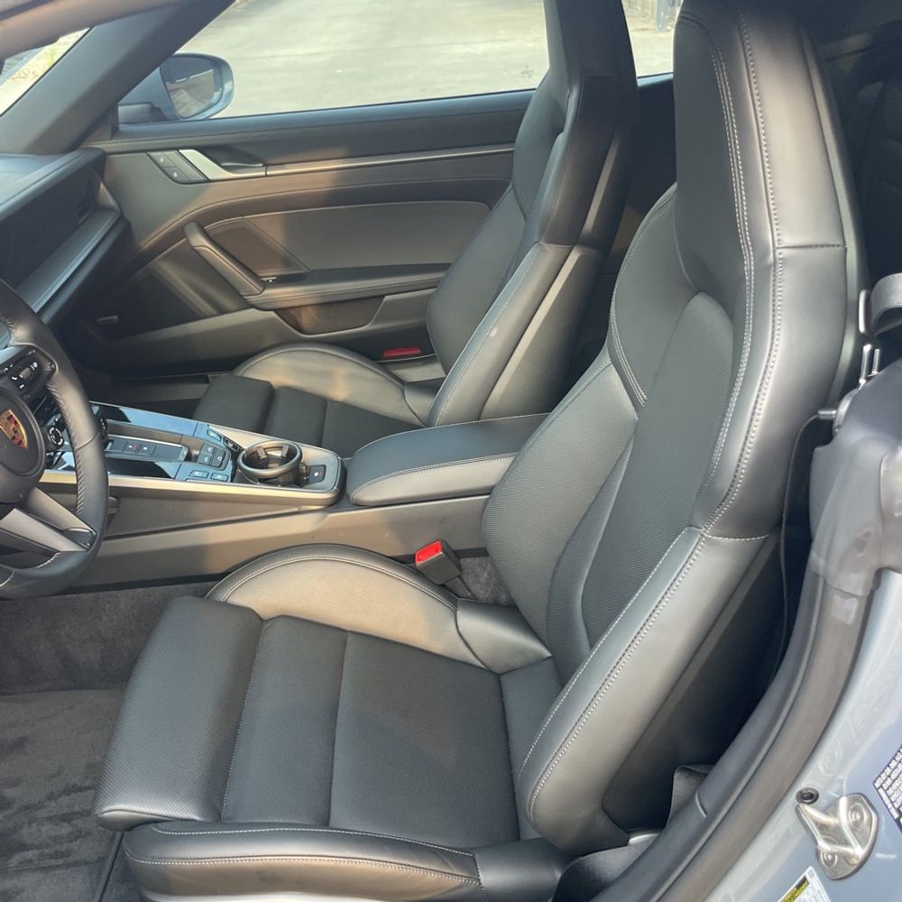 2023 Porsche 911 Carrera 4S