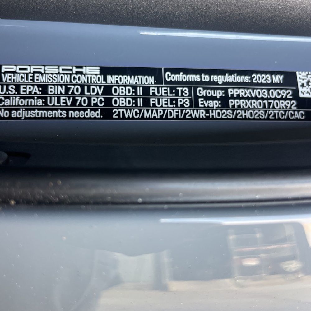2023 Porsche 911 Carrera 4S
