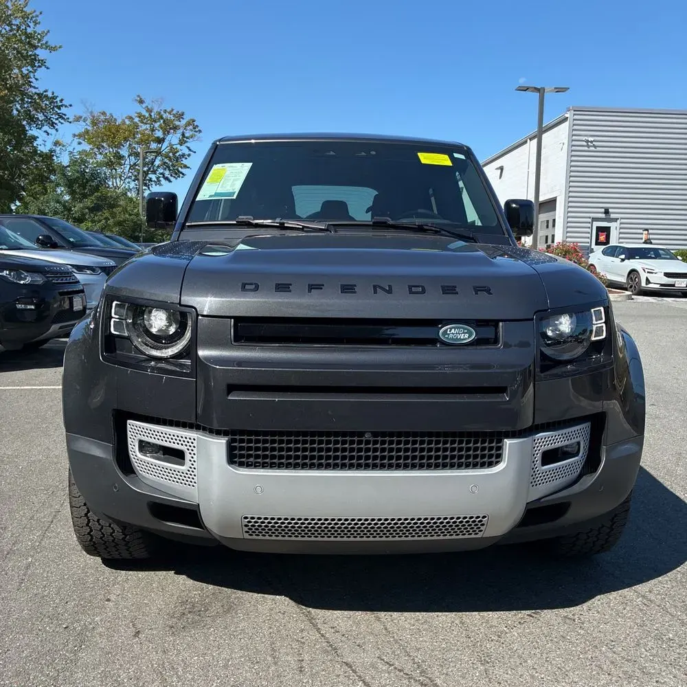 2024 Land Rover Defender 110 V8 P500 SE
