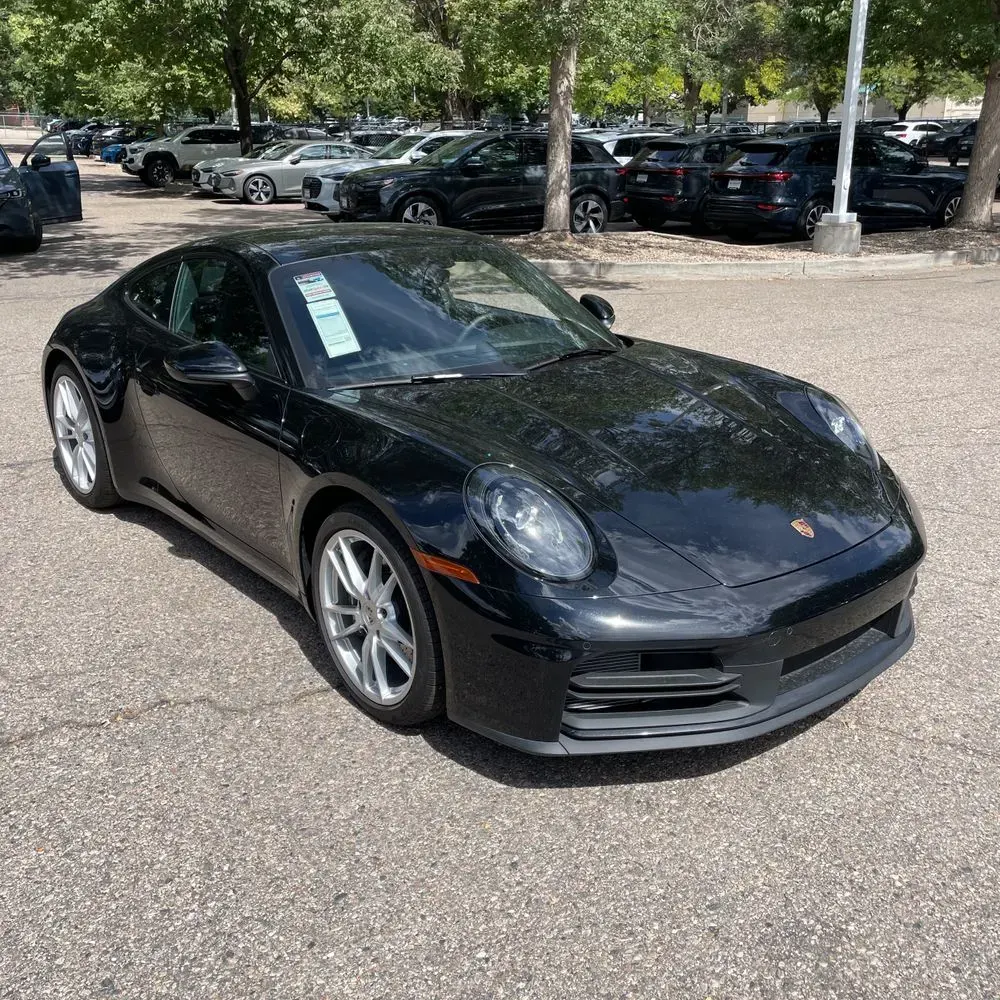 2025 Porsche 911 Carrera