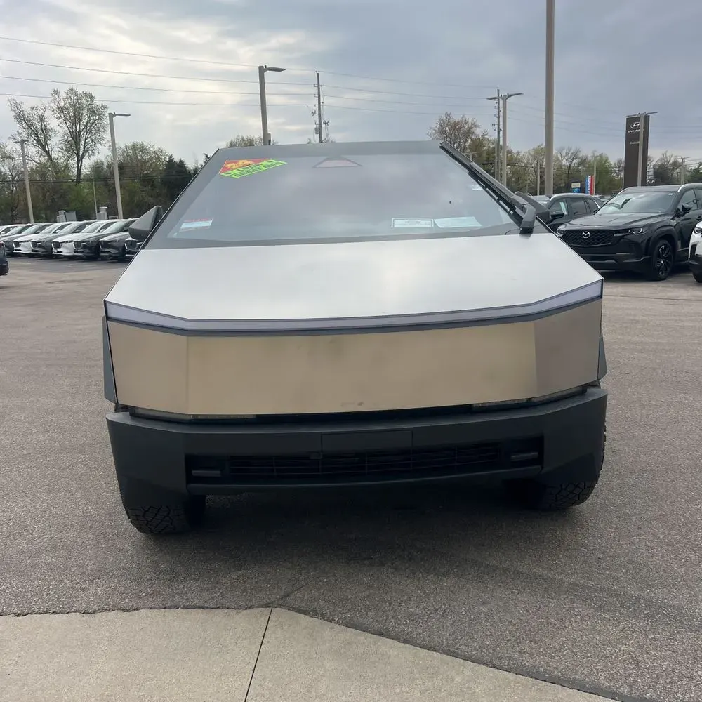 2024 Tesla Cybertruck Base