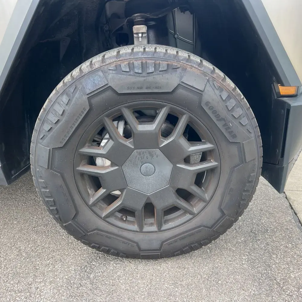 2024 Tesla Cybertruck Base