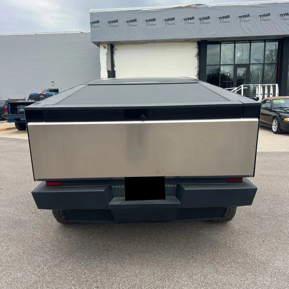 2024 Tesla Cybertruck Base