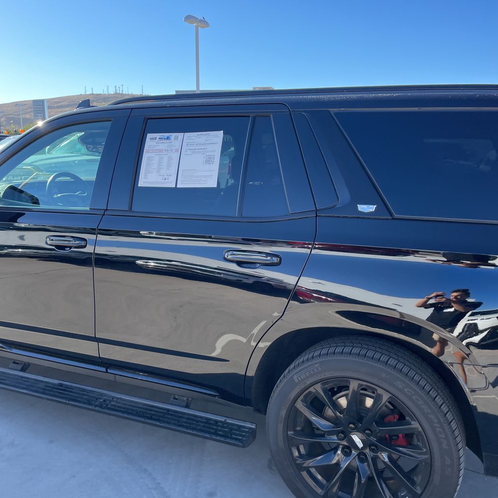 2022 Cadillac Escalade Sport