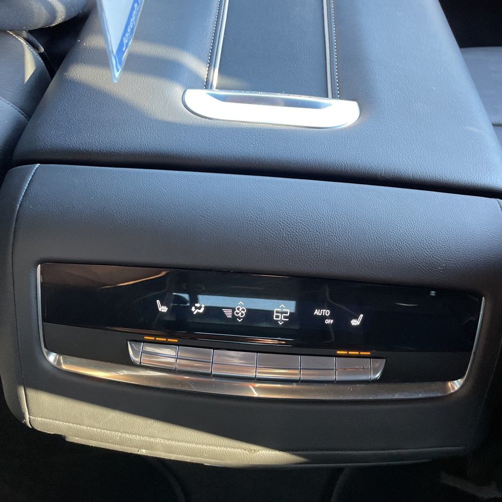 2022 Cadillac Escalade Sport