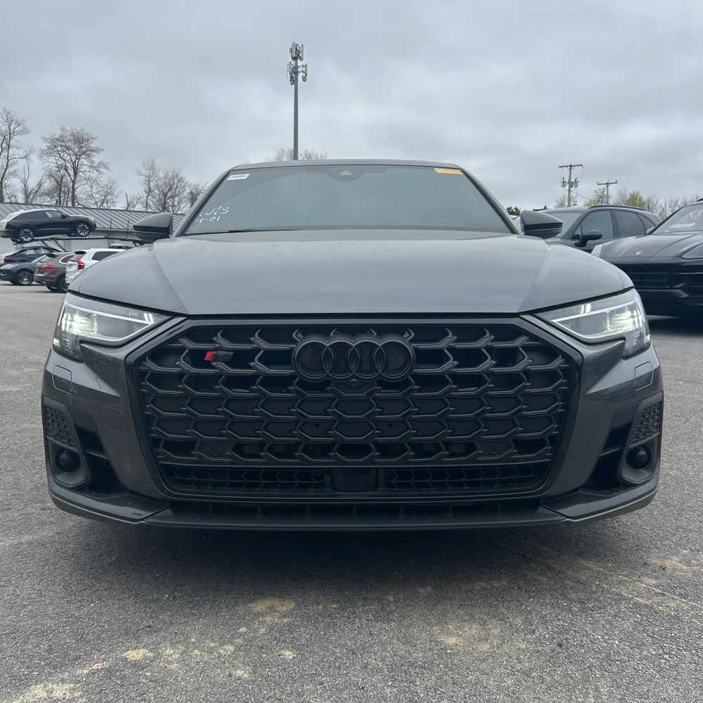 2025 Audi S8 TFSI quattro Tiptronic