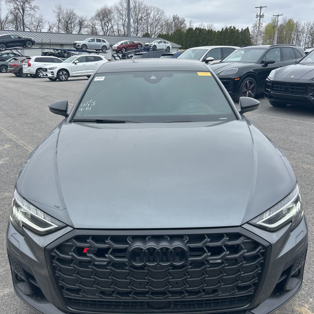 2025 Audi S8 TFSI quattro Tiptronic