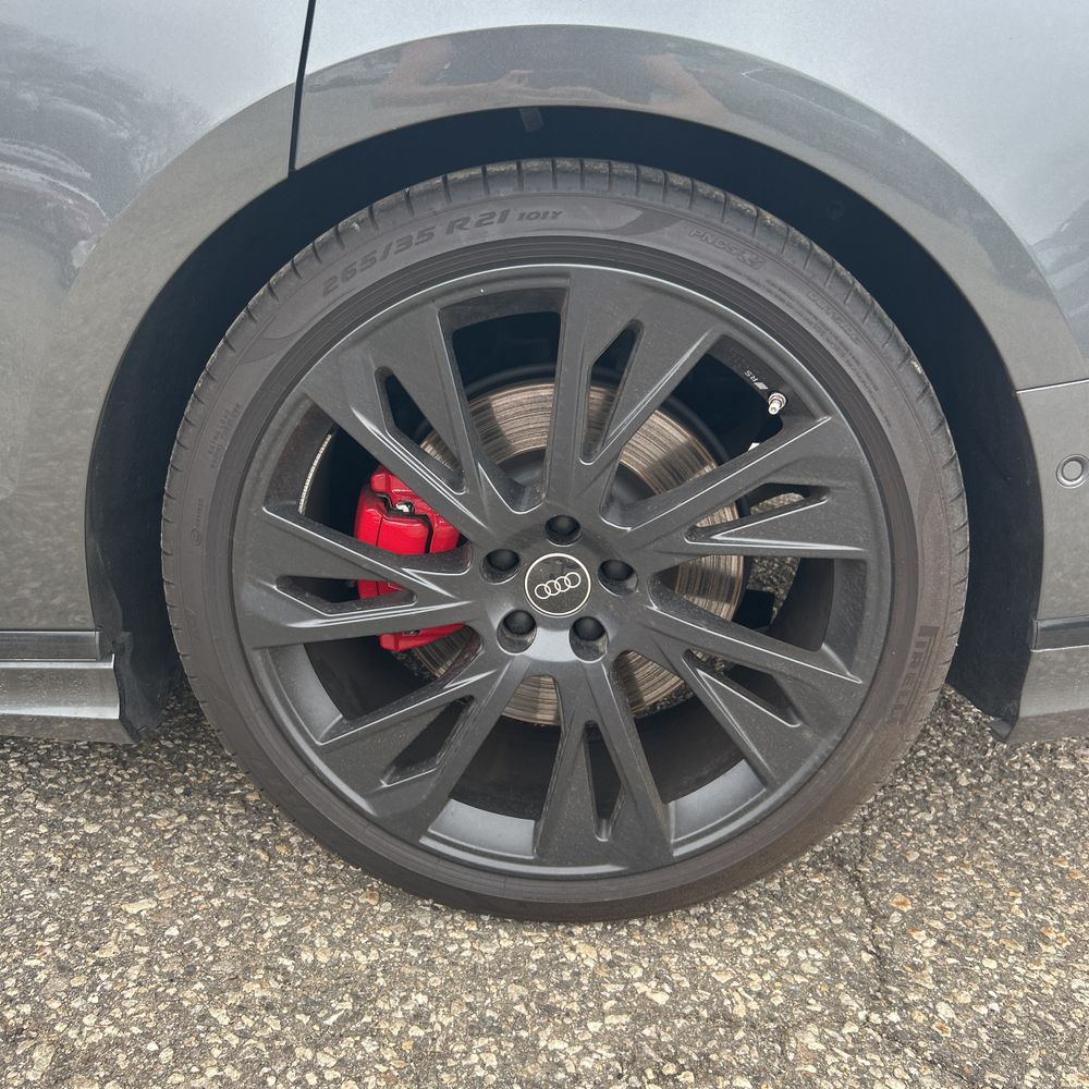 2025 Audi S8 TFSI quattro Tiptronic