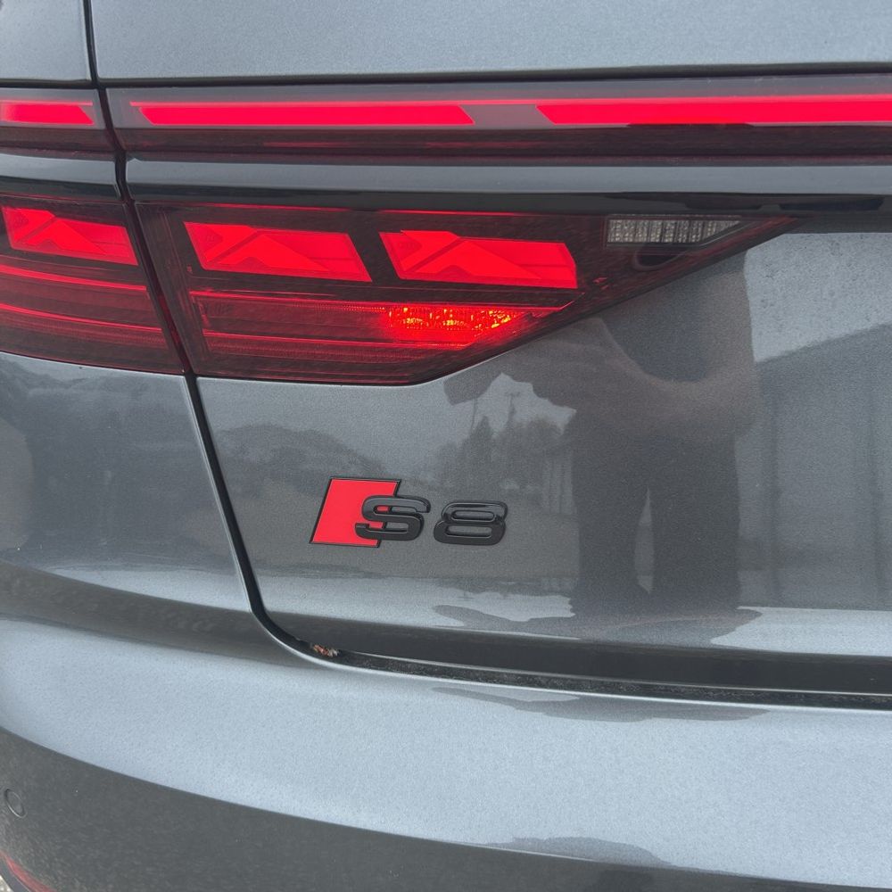 2025 Audi S8 TFSI quattro Tiptronic