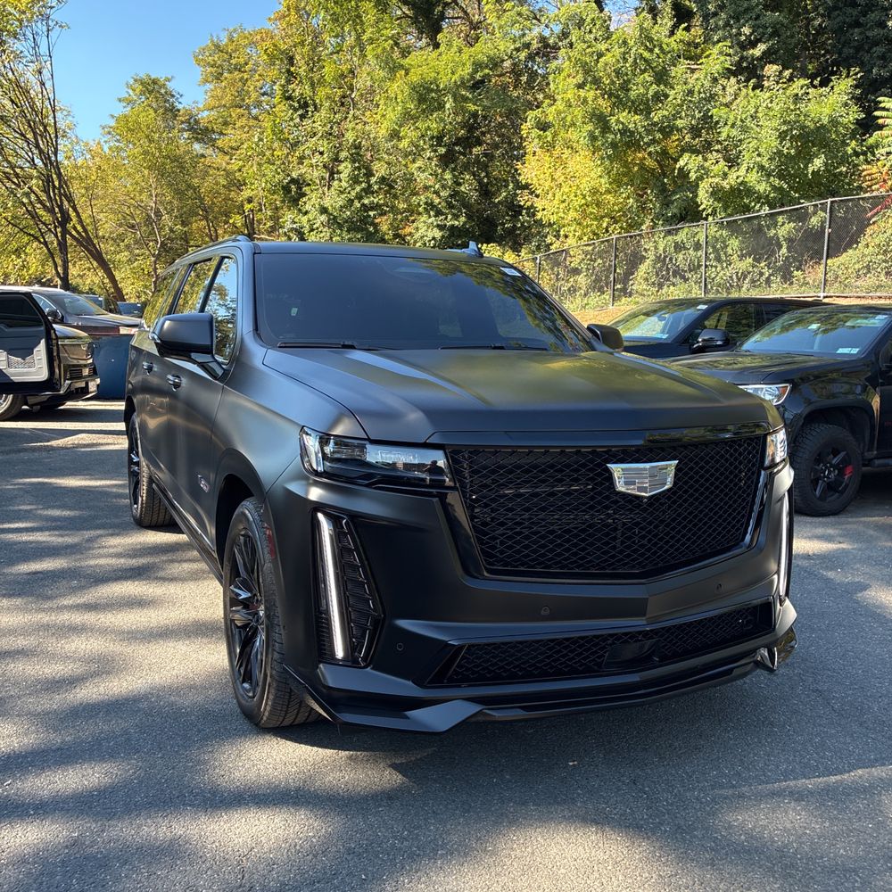 2023 Cadillac Escalade-V ESV Base