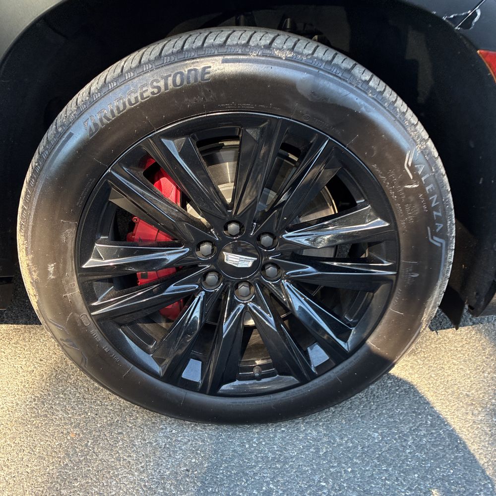 2023 Cadillac Escalade-V ESV Base
