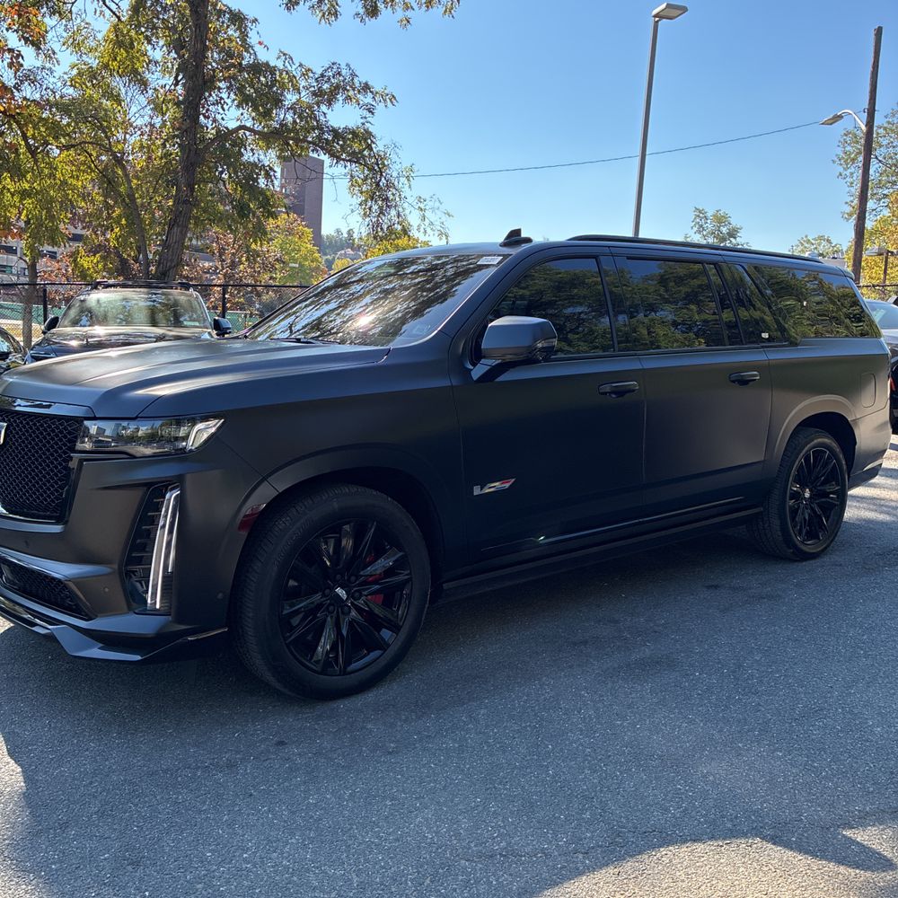 2023 Cadillac Escalade-V ESV Base