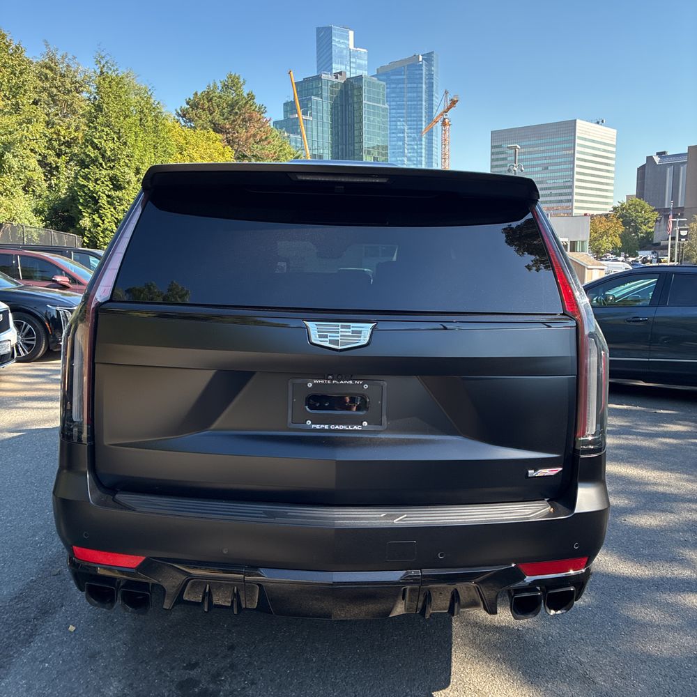 2023 Cadillac Escalade-V ESV Base