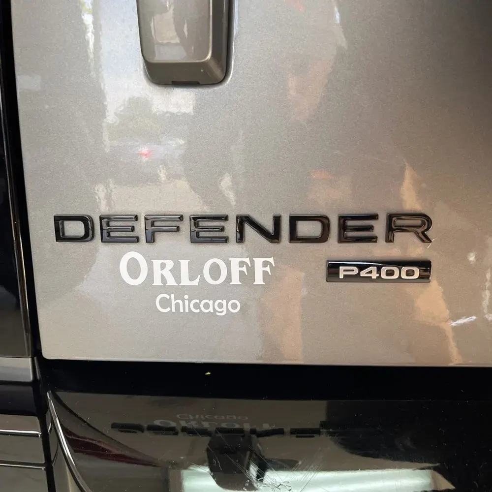 2023 Land Rover Defender 130 X-Dynamic SE