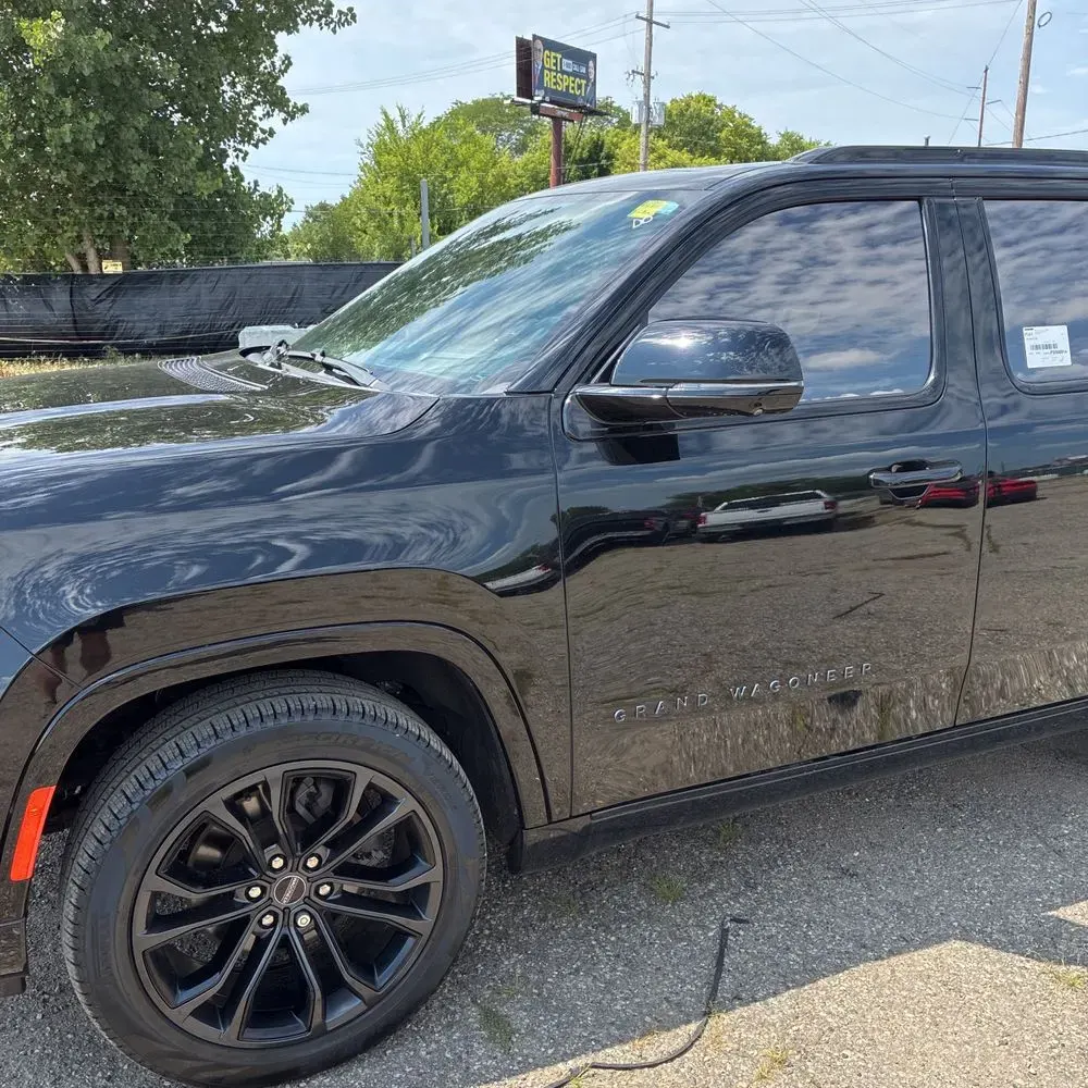 2023 Jeep Grand Wagoneer Series II Obsidian