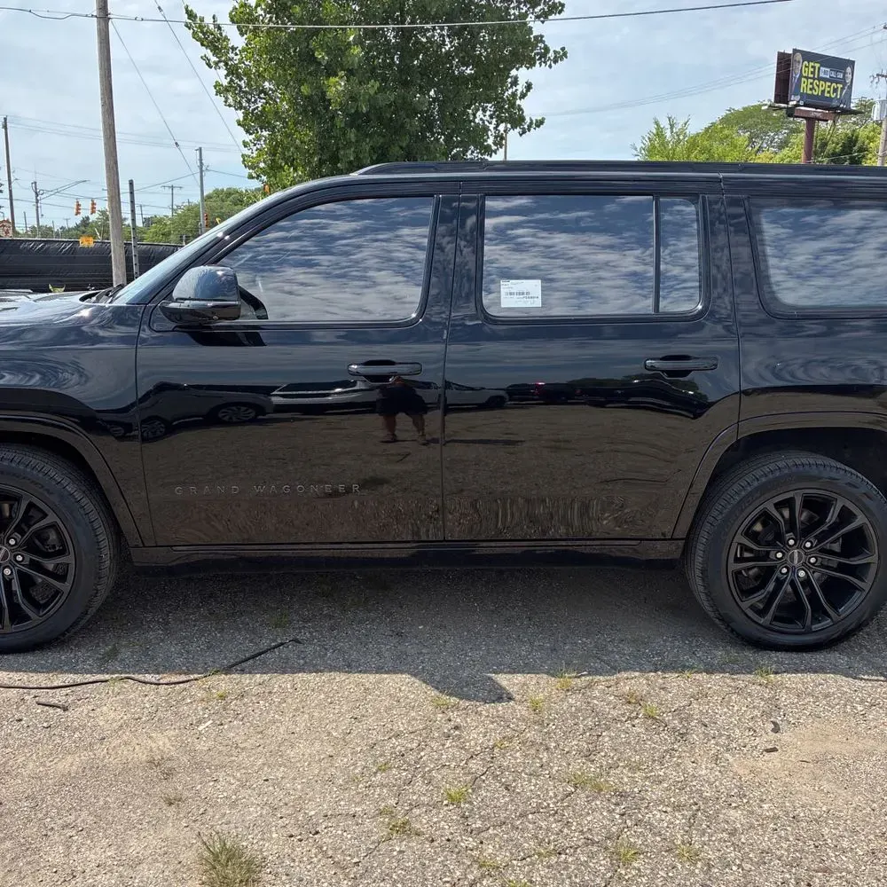 2023 Jeep Grand Wagoneer Series II Obsidian