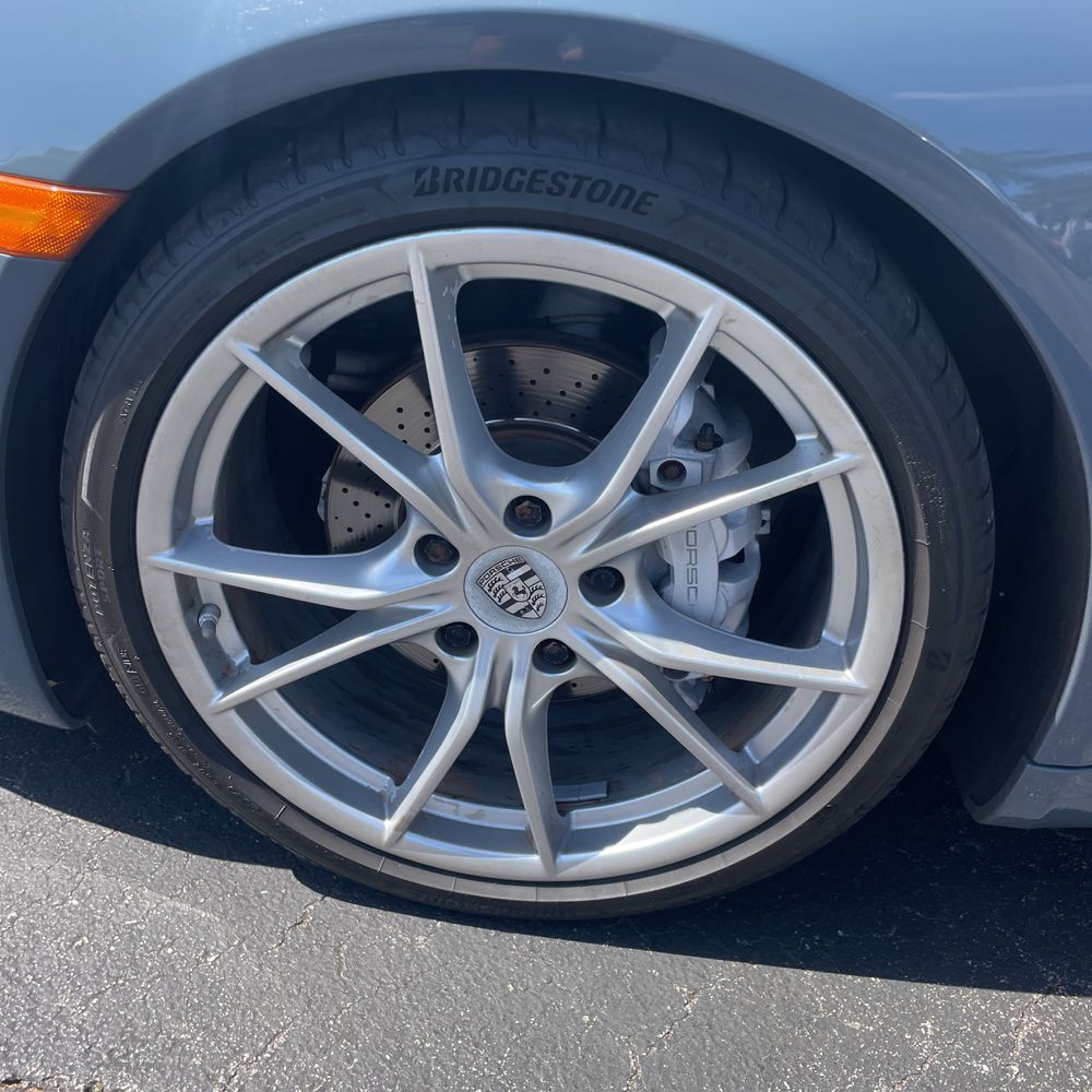 2017 Porsche 911 Carrera