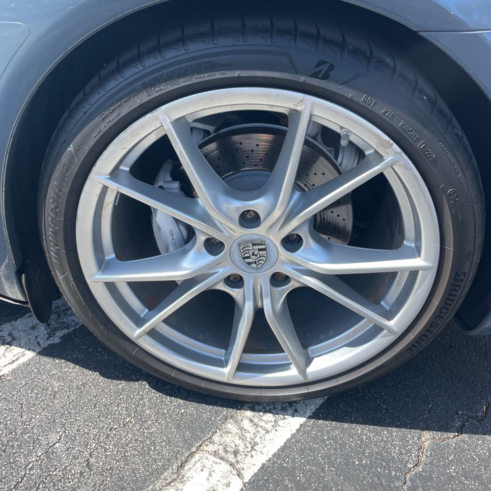 2017 Porsche 911 Carrera