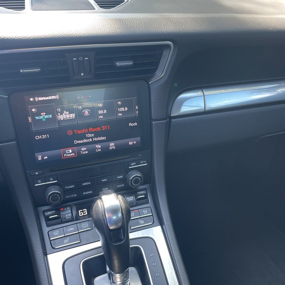 2017 Porsche 911 Carrera