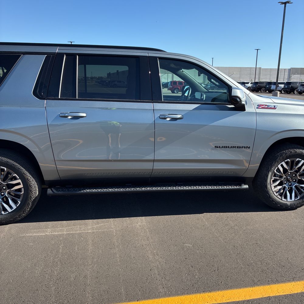 2025 Chevrolet Suburban Z71
