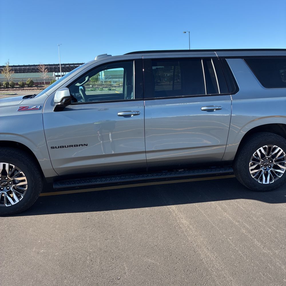 2025 Chevrolet Suburban Z71