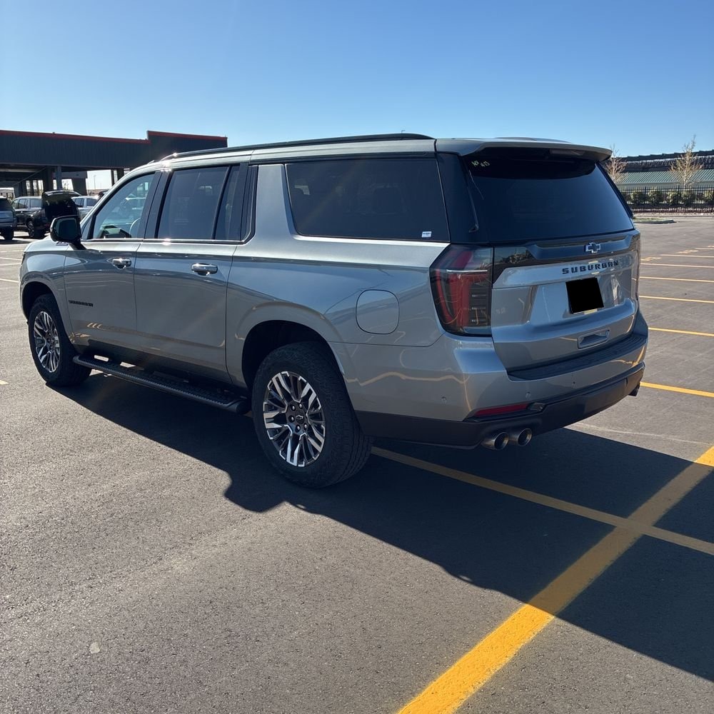 2025 Chevrolet Suburban Z71