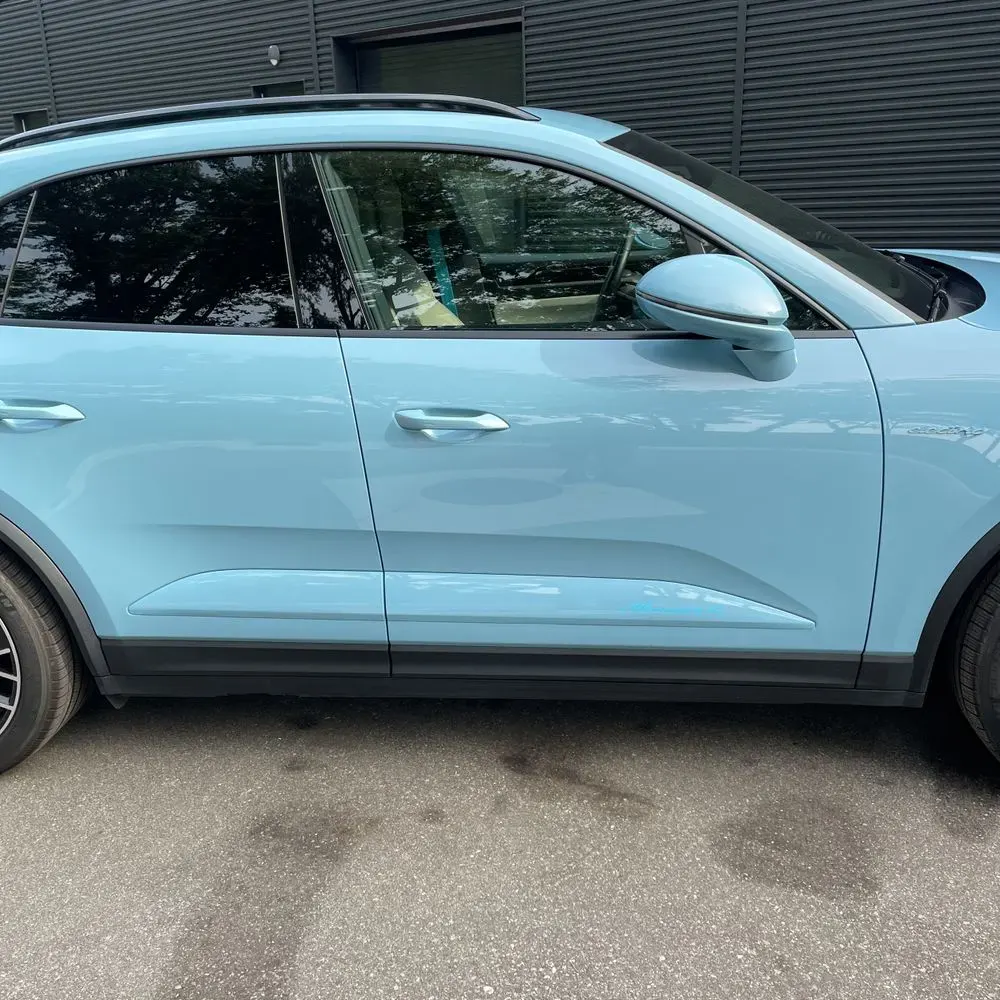 2024 Porsche Macan EV 4