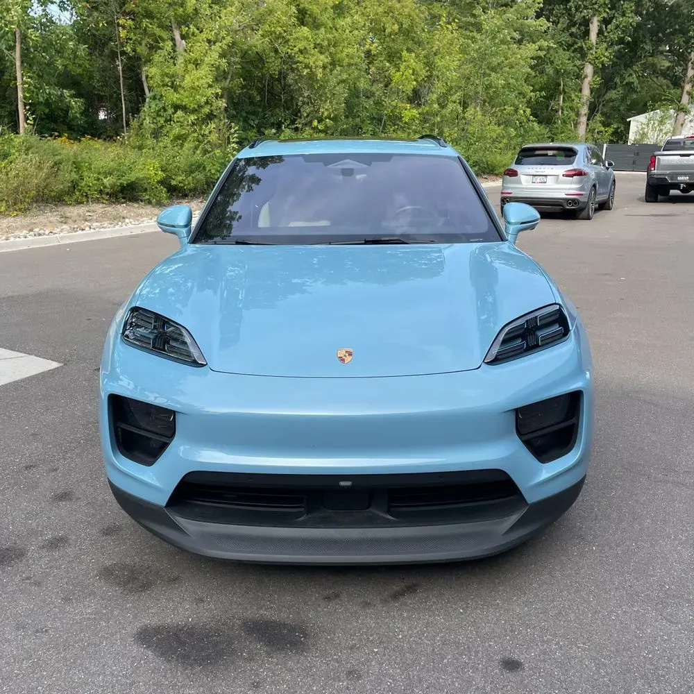 2024 Porsche Macan EV 4
