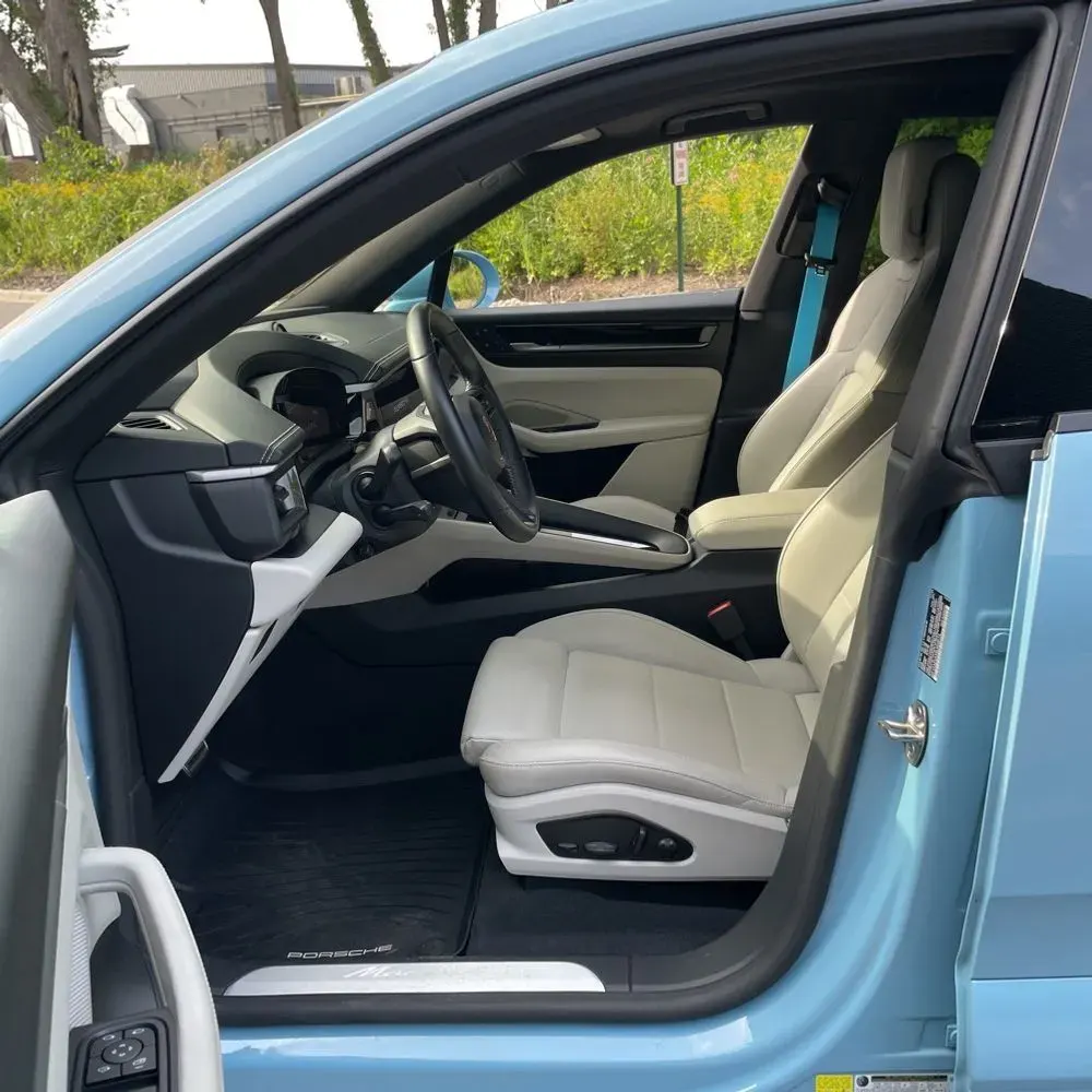 2024 Porsche Macan EV 4