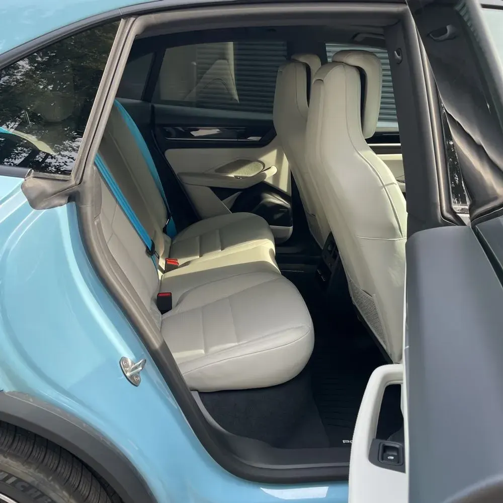 2024 Porsche Macan EV 4