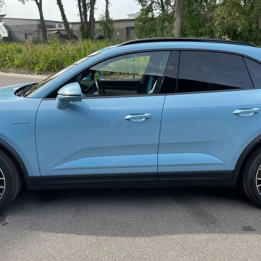 2024 Porsche Macan EV 4