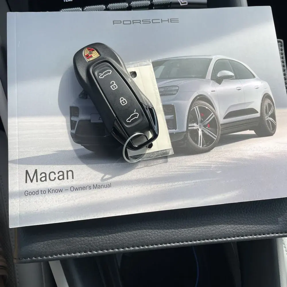 2024 Porsche Macan EV 4