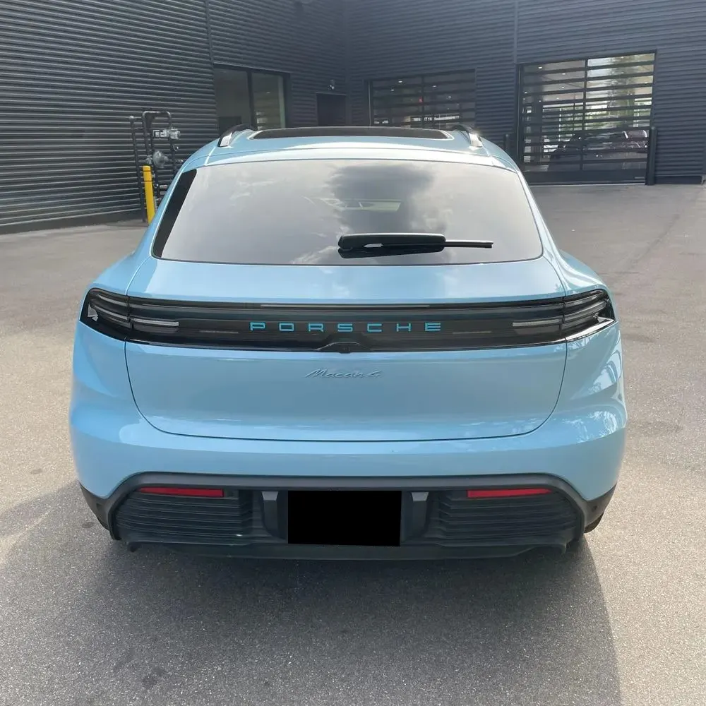 2024 Porsche Macan EV 4