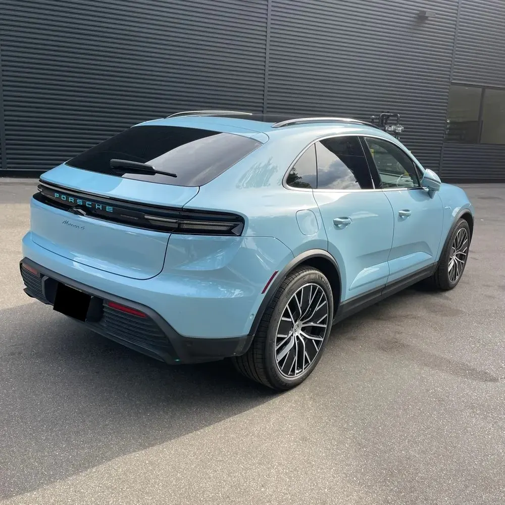 2024 Porsche Macan EV 4