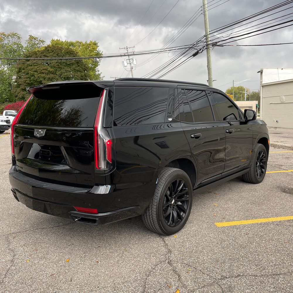 2024 Cadillac Escalade Sport