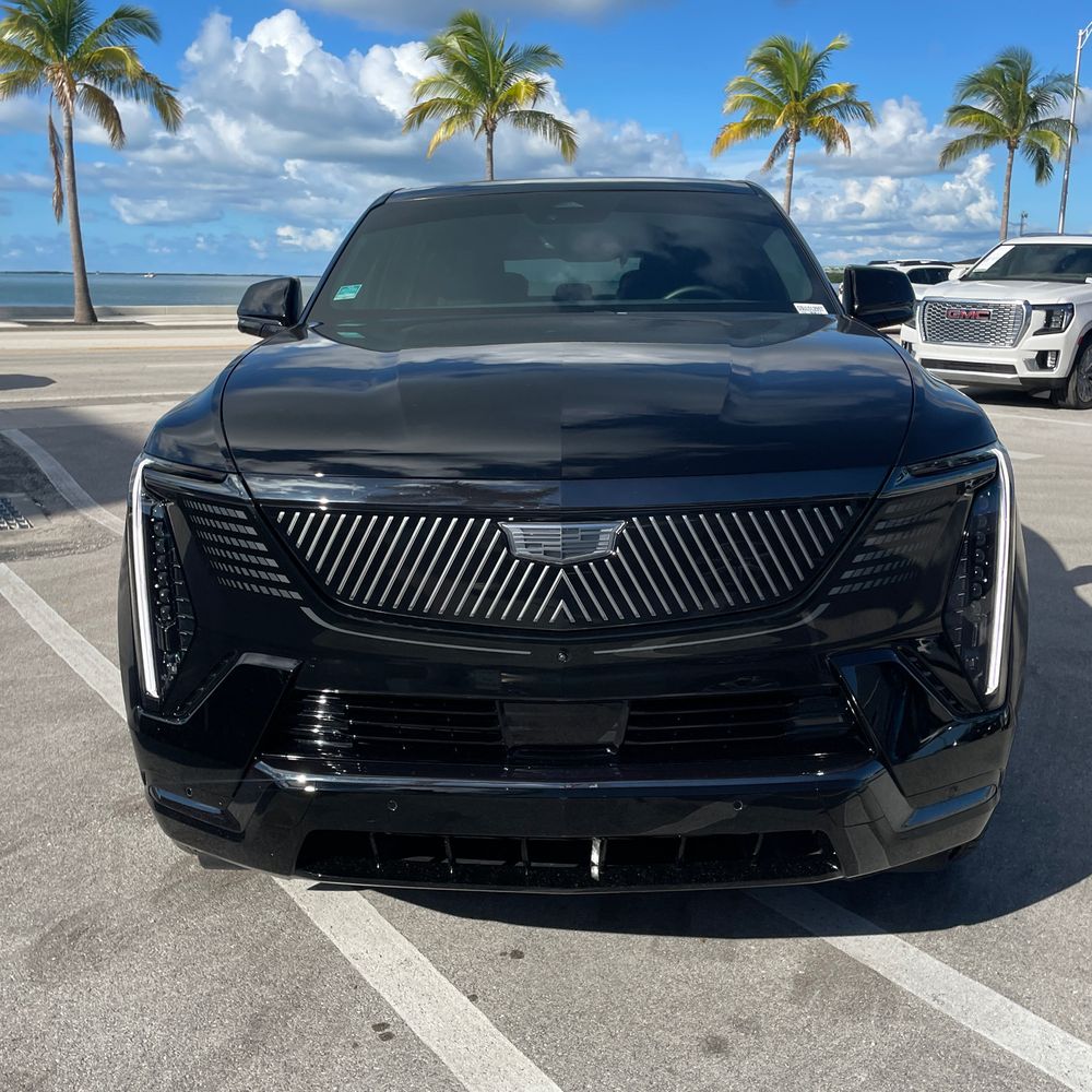 2025 Cadillac Escalade IQ Sport 1