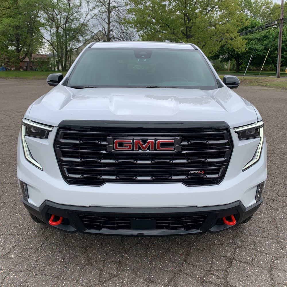 2026 GMC Acadia AT4