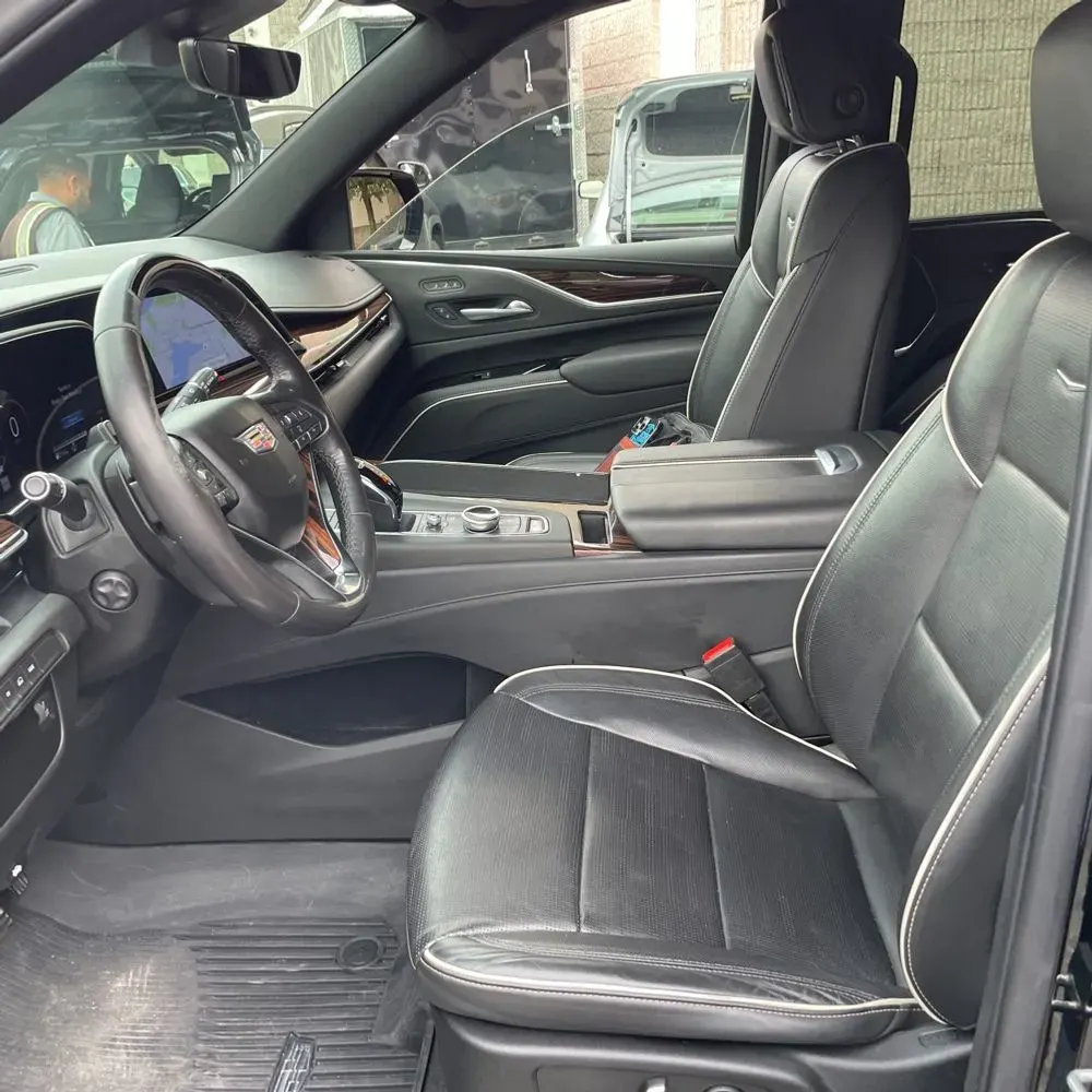 2022 Cadillac Escalade ESV Premium Luxury