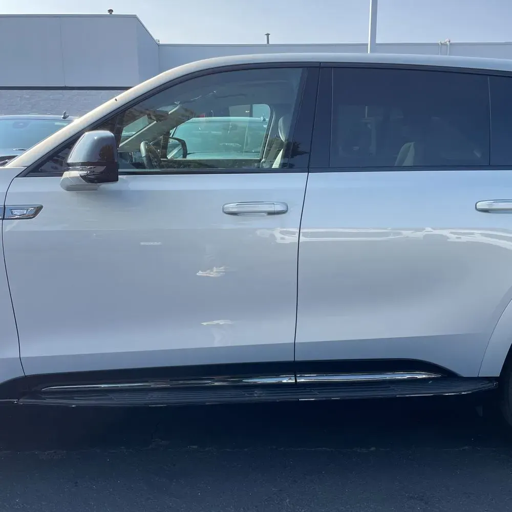 2025 Cadillac Escalade IQ Sport 1
