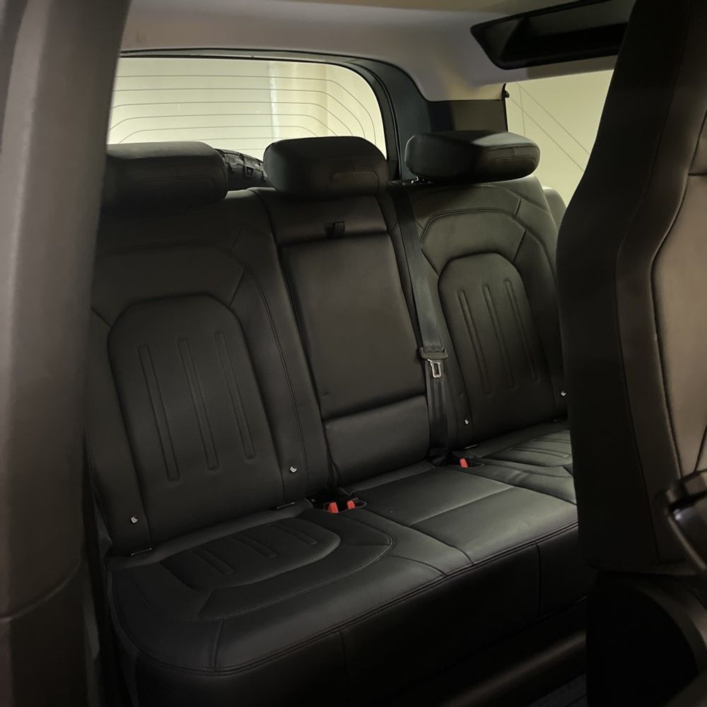 2021 Land Rover Defender 90 First Edition