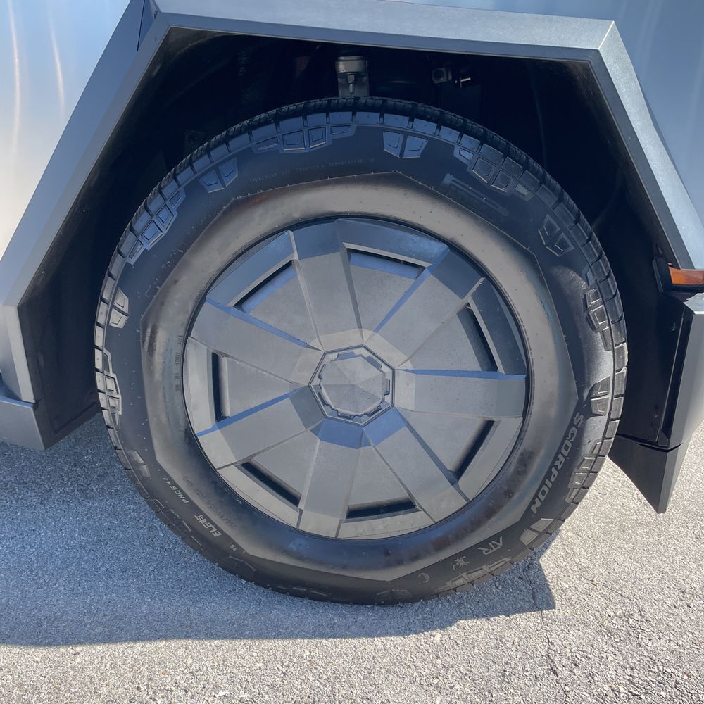 2024 Tesla Cybertruck Base