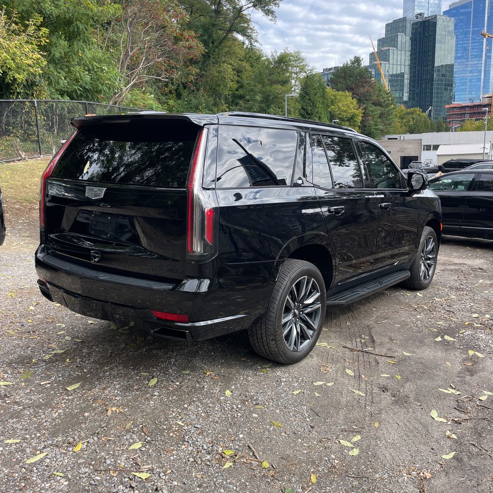 2021 Cadillac Escalade Sport