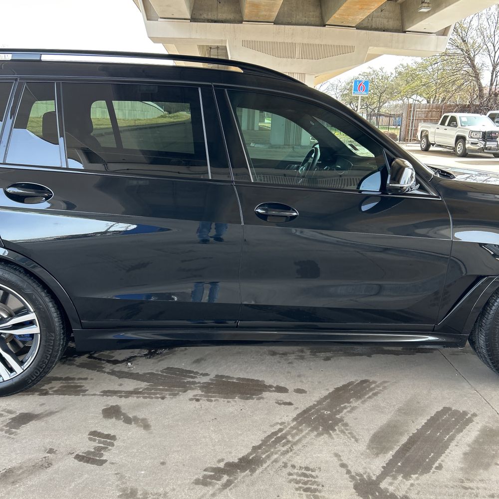 2024 BMW X7 M60i