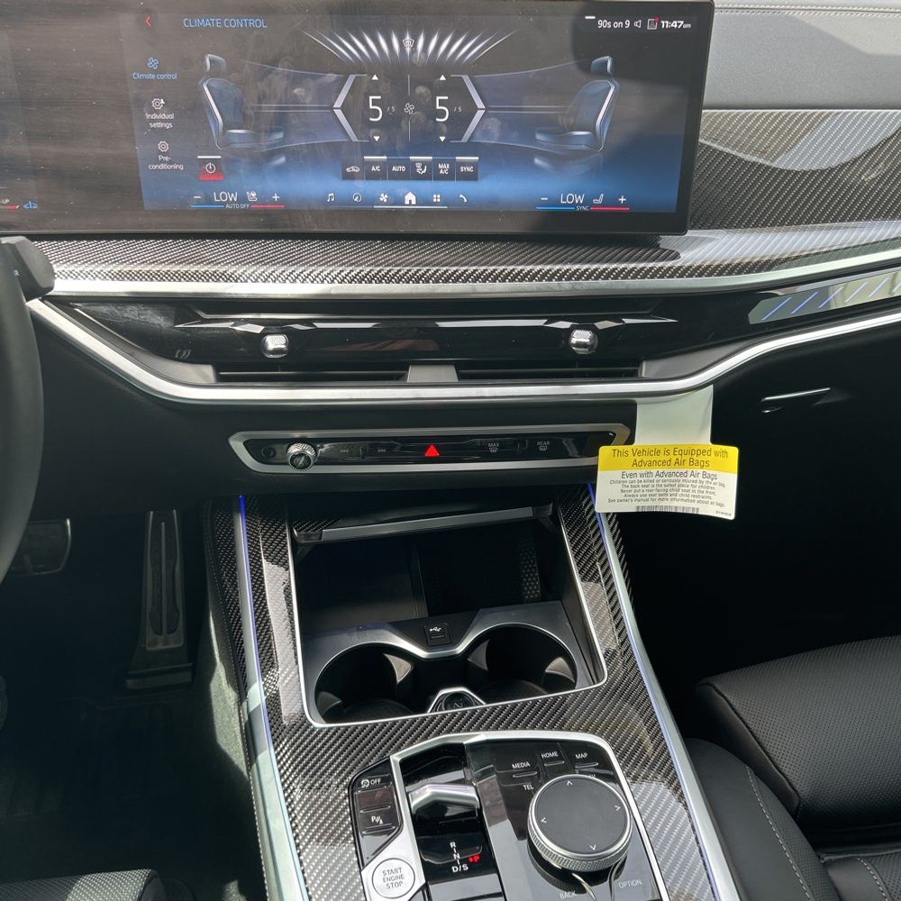 2024 BMW X7 M60i