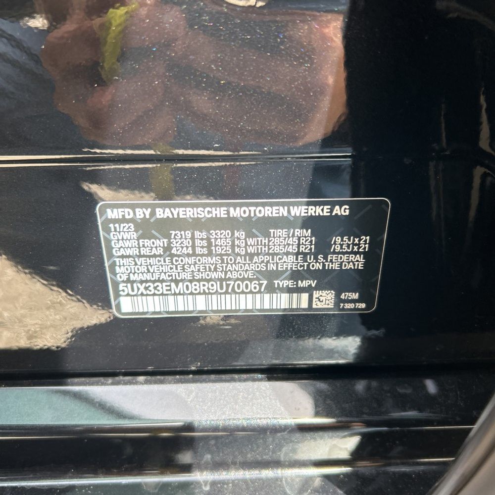 2024 BMW X7 M60i