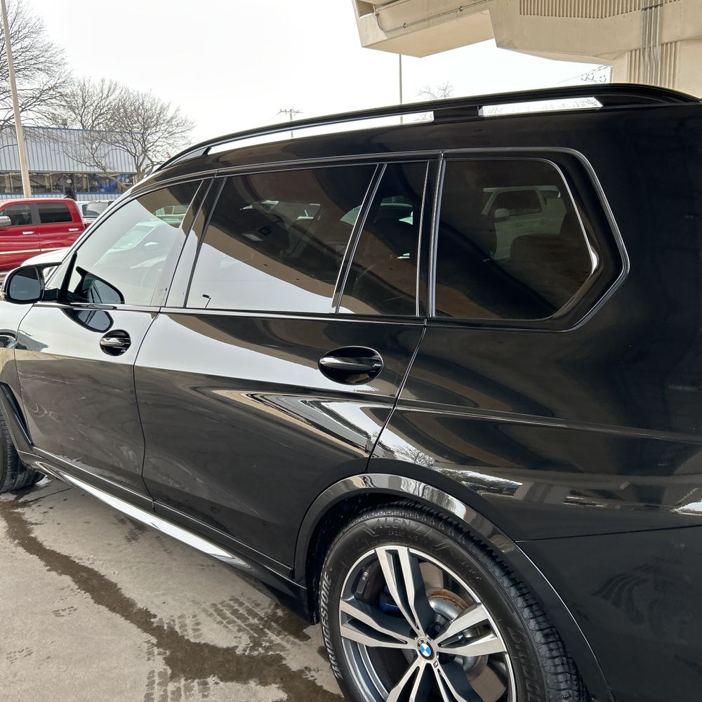 2024 BMW X7 M60i