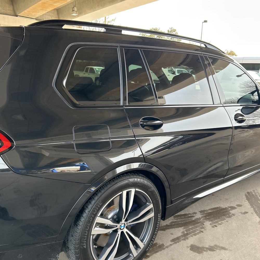 2024 BMW X7 M60i