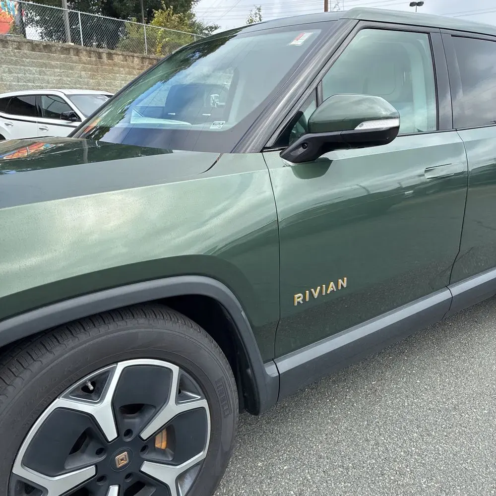 2023 Rivian R1T Adventure Quad-Motor