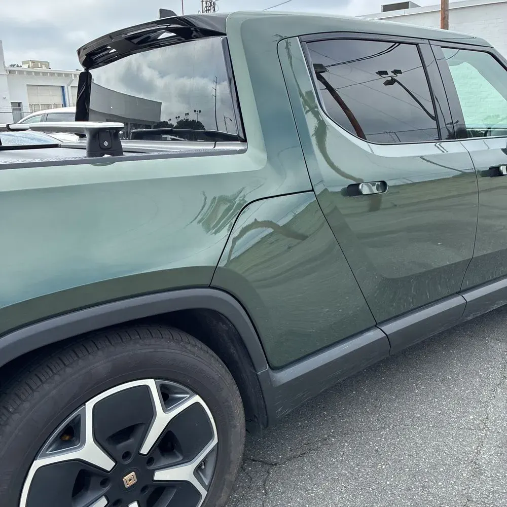 2023 Rivian R1T Adventure Quad-Motor